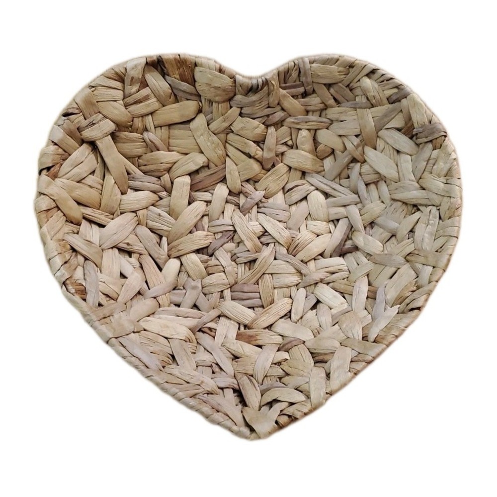 Vintage Large Heart Shaped Woven Basket Natural Hyacinth‎ Home Decor